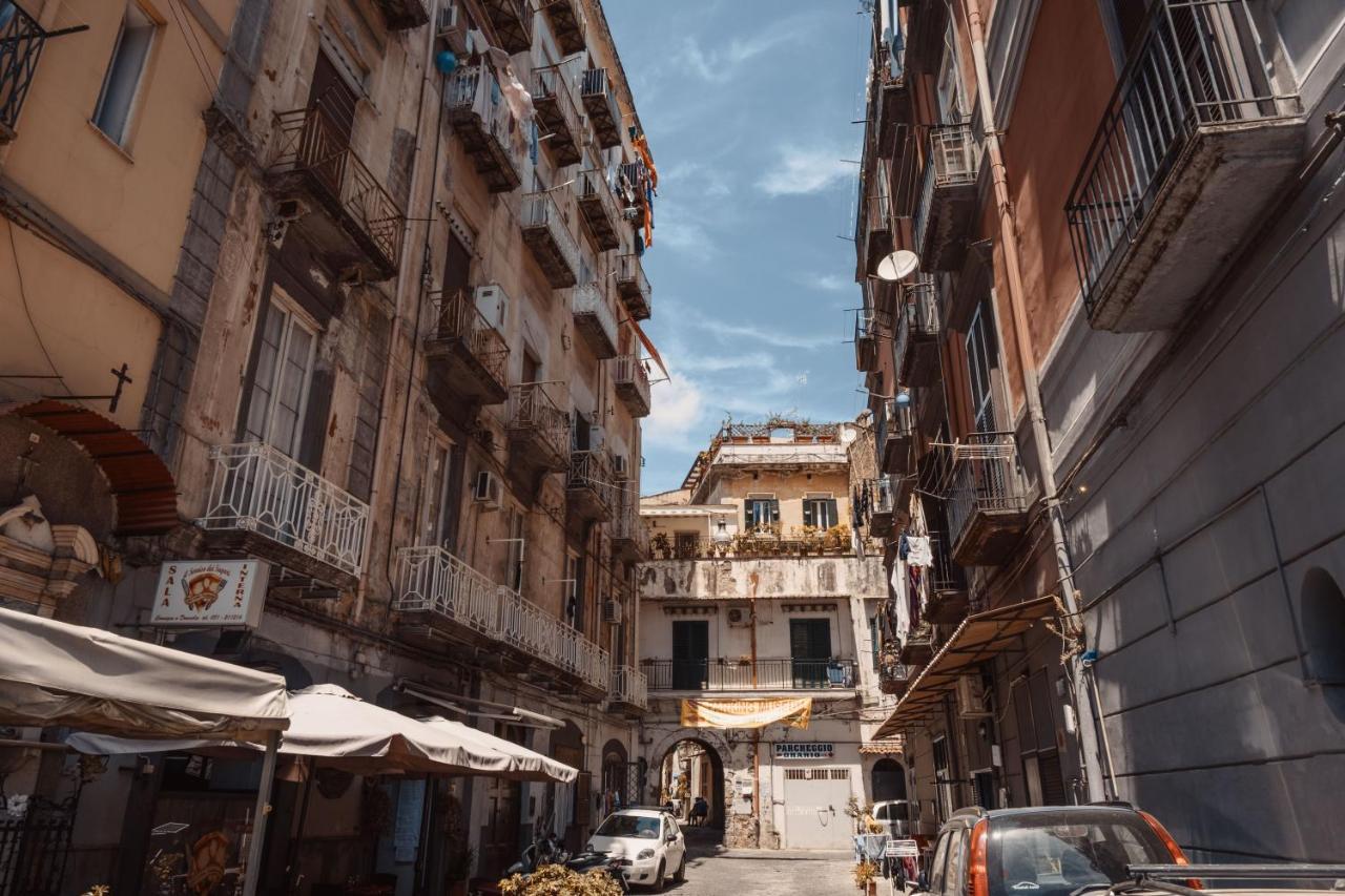 B&B House Napoli Cavour Exteriör bild